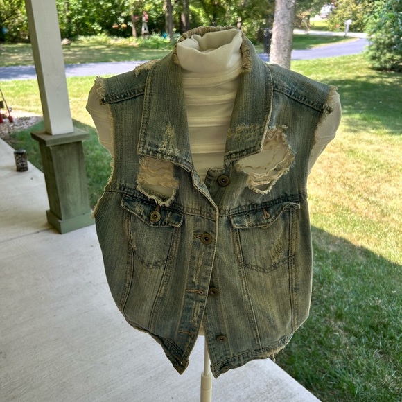 Highway Jeans Frayed Denim Collar - Picture 1 of 6